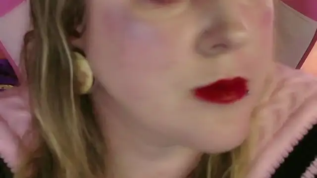 kisicaxx online show from 02-07-25, 12:50