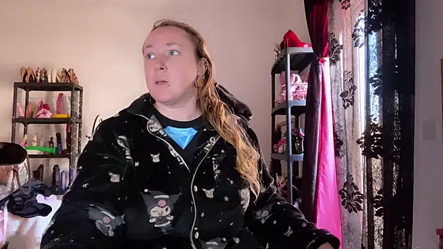 kisicaxx online show from 02-23-26, 02:14