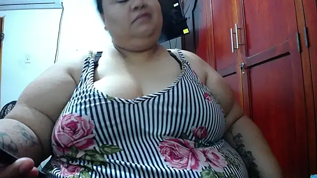 hotlesby4uxxx online show from 04-24-26, 02:08