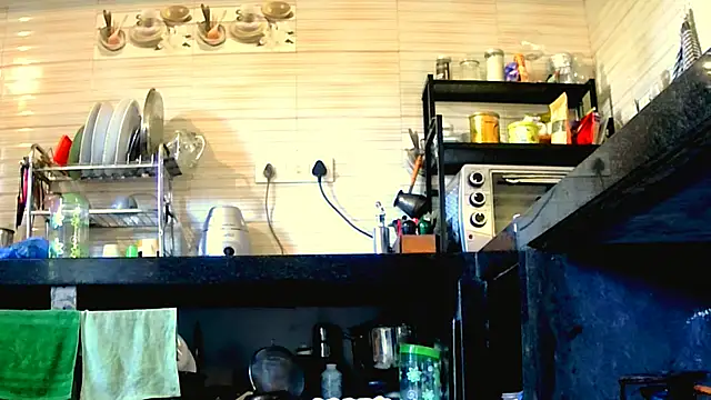 Snapshot of Fun4tipz chatting on 11-18-25, 02:39 Fun4tipz online show from 11-18-25, 02:39