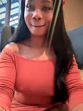 Snapshot of __Nessa__ chatting on 11-15-25, 12:34 Nessa online show from 11-15-25, 12:34