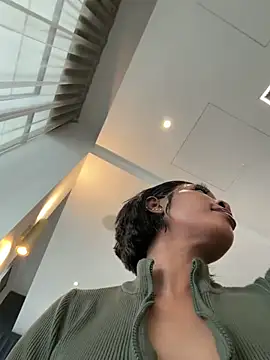   Nessa   online show from 04-12-26, 11:37