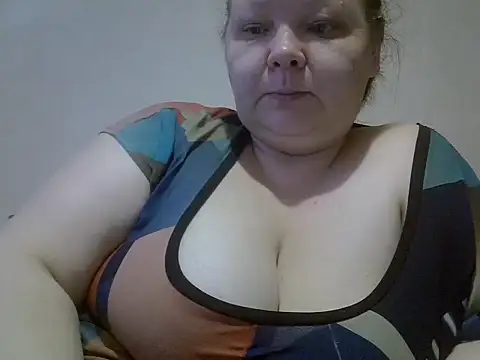 Snapshot of Jane_Kissys chatting on 06-15-26, 12:40 Jane Kissys online show from 06-15-26, 12:40