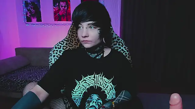 Snapshot of acid_trip1l chatting on 09-20-25, 08:32 acid trip1l online show from 09-20-25, 08:32