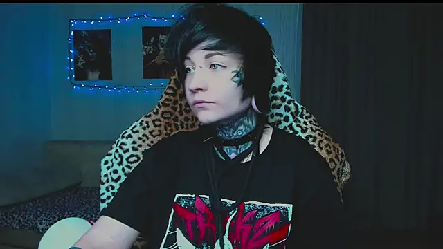 Snapshot of acid_trip1l chatting on 10-05-25, 09:56 acid trip1l online show from 10-05-25, 09:56