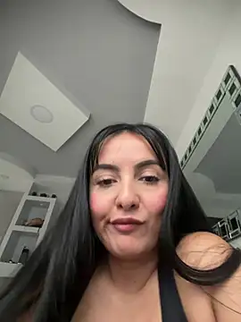 Snapshot of AshleyJhonson chatting on 06-01-26, 10:33 AshleyJhonson online show from 06-01-26, 10:33
