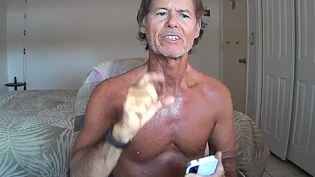 nakeedcowboi65 online show from 04-10-26, 10:25