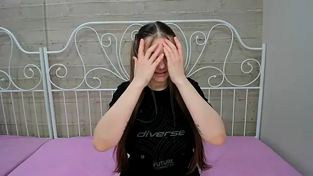 JuliaBusty online show from 03-22-25, 02:25