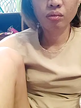 QueenSoreal online show from 03-30-26, 02:01