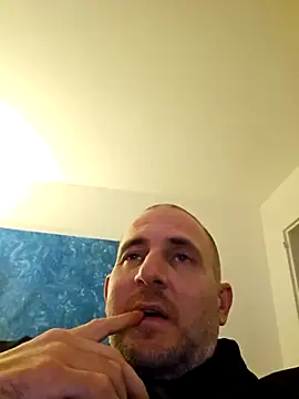 Snapshot of verylargecock chatting on 12-02-25, 07:42 verylargecock online show from 12-02-25, 07:42