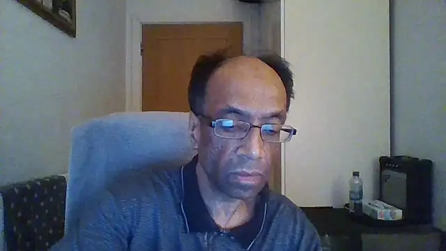 rauncher1 online show from 10-20-25, 08:04