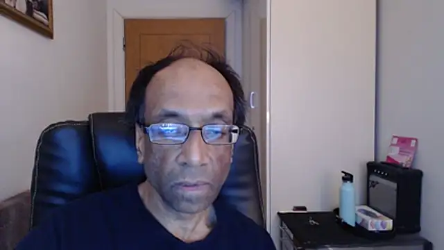 rauncher1 online show from 04-23-26, 08:46