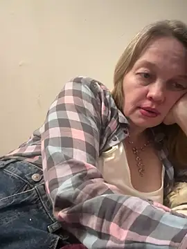 Susanel online show from 02-14-25, 05:57