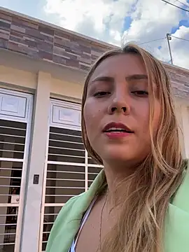 Brittanyrosexx online show from 10-04-25, 08:29