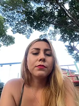 Brittanyrosexx online show from 10-15-25, 09:37