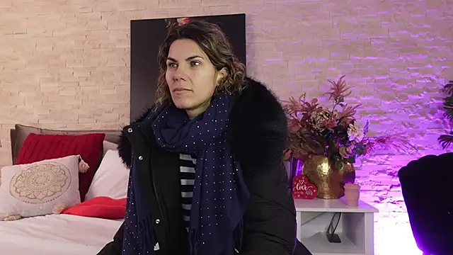 FeliciaKrige online show from 02-19-26, 08:27