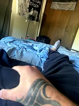 Snapshot of cumgitsumdic chatting on 10-02-25, 03:41 cumgitsumdic online show from 10-02-25, 03:41