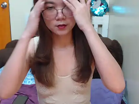 Snapshot of Sweety_Aria chatting on 03-31-26, 03:52 Sweety Aria online show from 03-31-26, 03:52
