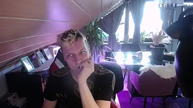 LackAddicted online show from 02-03-25, 10:58