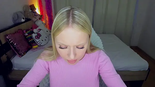 ElinOceanX online show from 09-16-25, 03:57