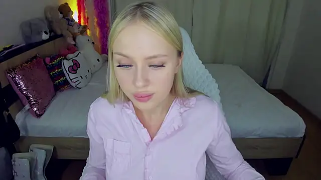ElinOceanX online show from 09-22-25, 03:58