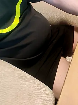 Snapshot of hardcap chatting on 02-26-25, 06:11 hardcap online show from 02-26-25, 06:11