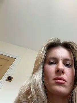 DollyDripp online show from 05-08-26, 10:09