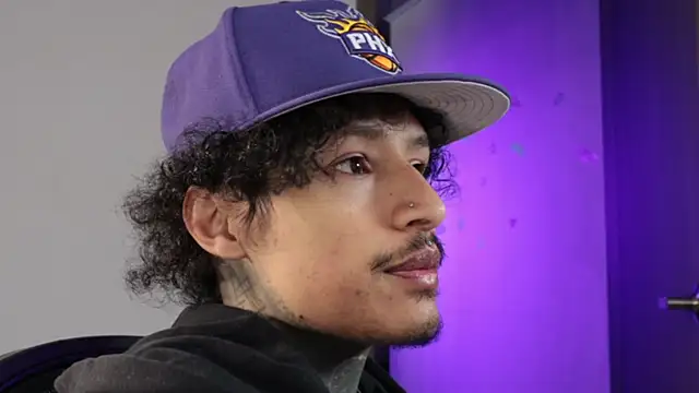 trieone online show from 04-17-26, 04:21