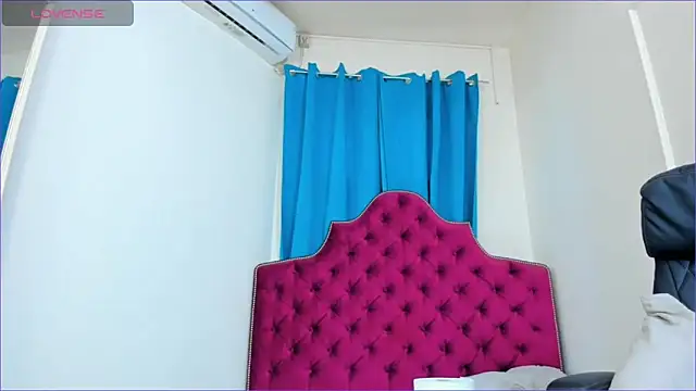 ninnadee online show from 05-30-26, 03:36