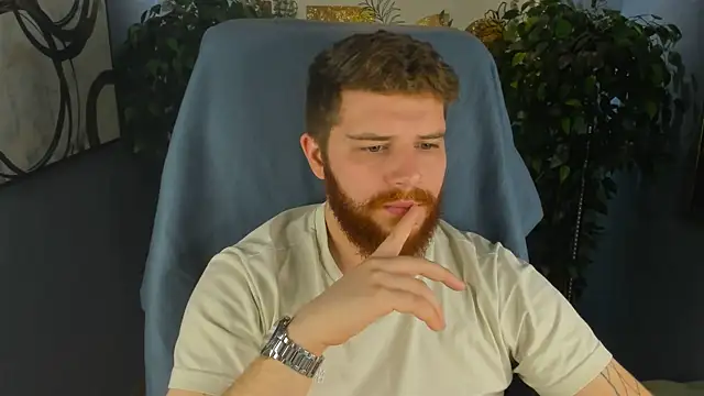 Snapshot of DominicGengry chatting on 11-15-25, 08:38 DominicGengry online show from 11-15-25, 08:38