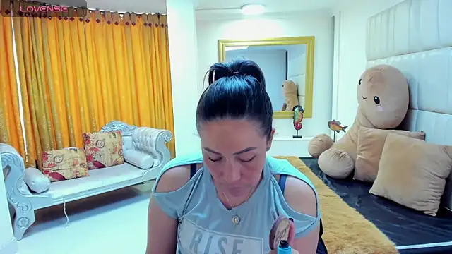 gaby trent online show from 03-01-25, 04:22