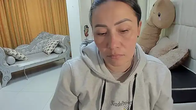 gaby trent online show from 02-18-26, 01:40