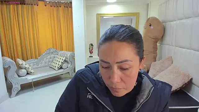 gaby trent online show from 03-10-26, 04:23