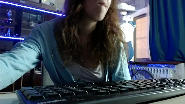 Snapshot of pa1e_pr1ncess chatting on 05-01-26, 06:07 pa1e pr1ncess online show from 05-01-26, 06:07
