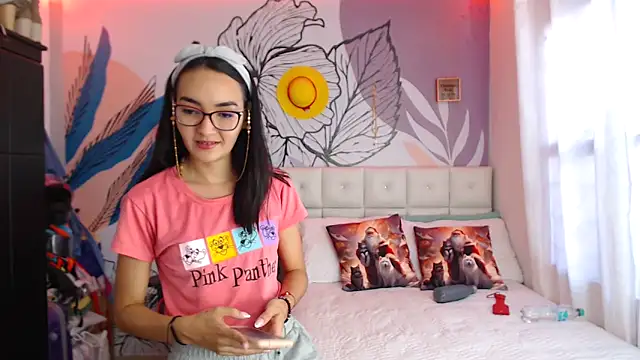 LinzyBaner online show from 12-11-24, 09:34