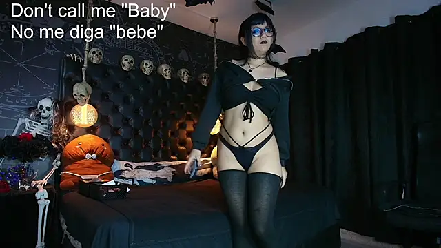 Snapshot of AlexHoe_ chatting on 06-15-26, 06:54 AlexHoe online show from 06-15-26, 06:54