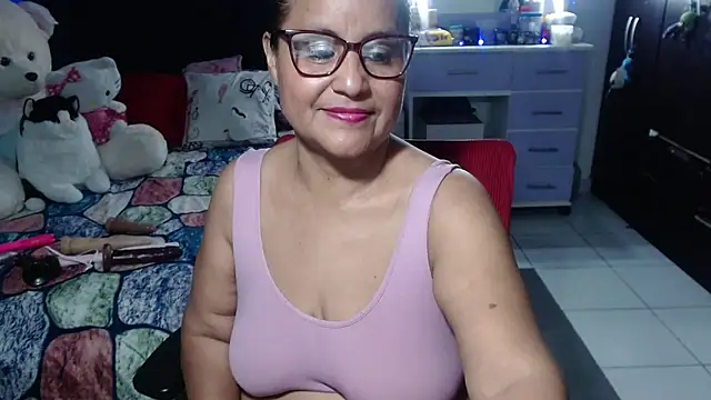 pervert mommy  online show from 01-07-26, 09:34