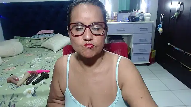 pervert mommy  online show from 02-22-26, 11:53