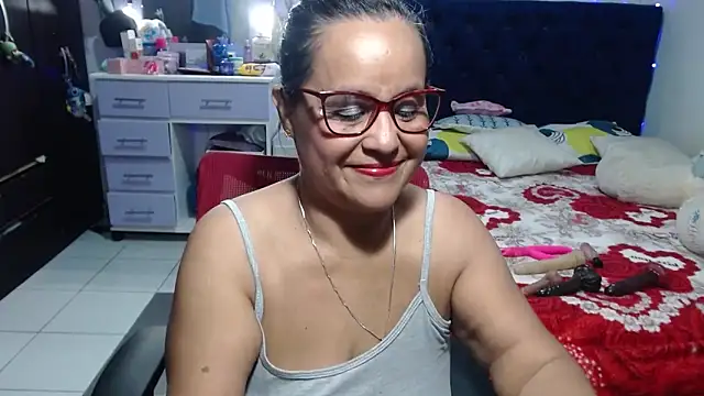pervert mommy  online show from 05-27-26, 11:07