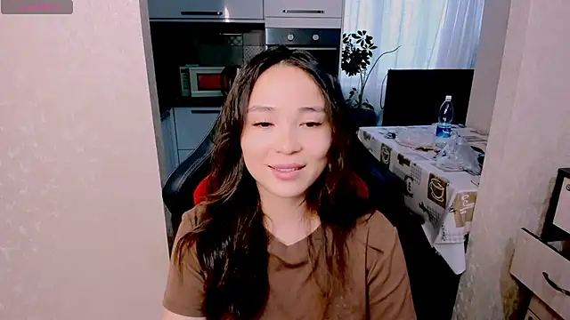 Snapshot of AyaMoon chatting on 10-31-25, 05:19 AyaMoon online show from 10-31-25, 05:19