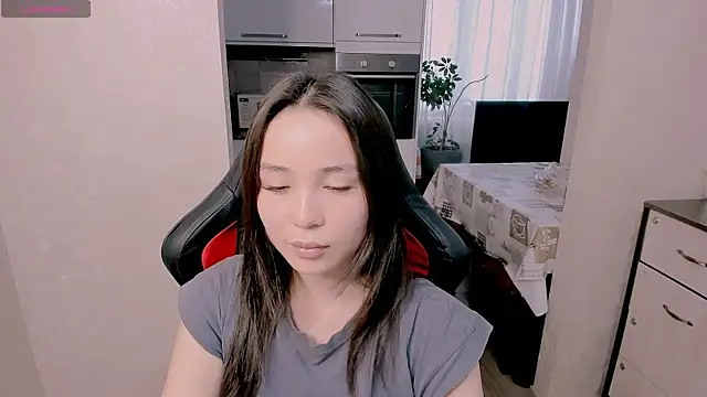 Snapshot of AyaMoon chatting on 11-12-25, 05:30 AyaMoon online show from 11-12-25, 05:30