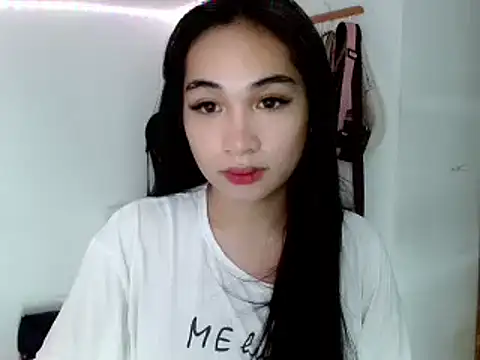 SweetLilly 18 online show from 02-18-25, 11:33