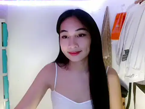 SweetLilly 18 online show from 03-12-25, 02:20