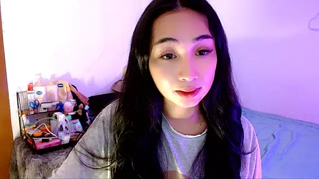 SweetLilly 18 online show from 11-08-25, 02:01