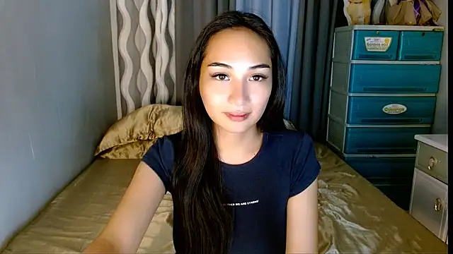 SweetLilly 18 online show from 06-01-26, 07:10