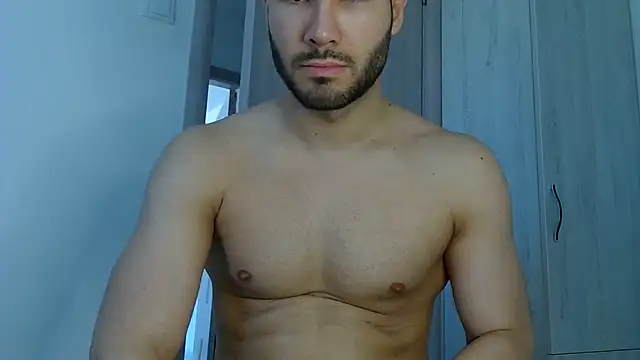 Justynn1 online show from 06-14-26, 04:25