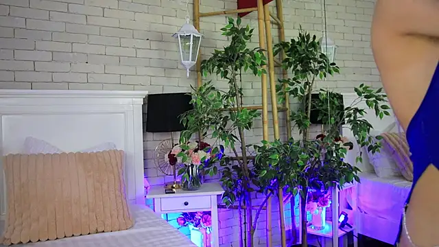 EmillyBronte online show from 01-07-26, 08:33