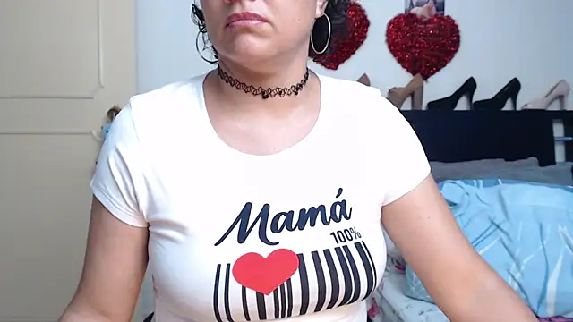 Snapshot of GlendaStarx chatting on 02-21-25, 12:16 GlendaStarx online show from 02-21-25, 12:16