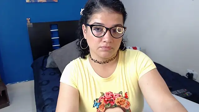 GlendaStarx online show from 04-29-26, 08:04