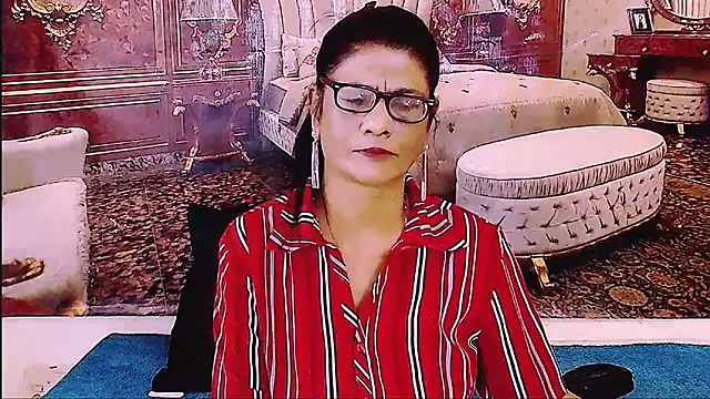 IndianAllure online show from 04-21-26, 06:09